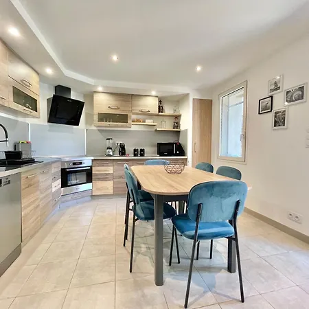 Avec Piscine 8 Personnes Appartement *